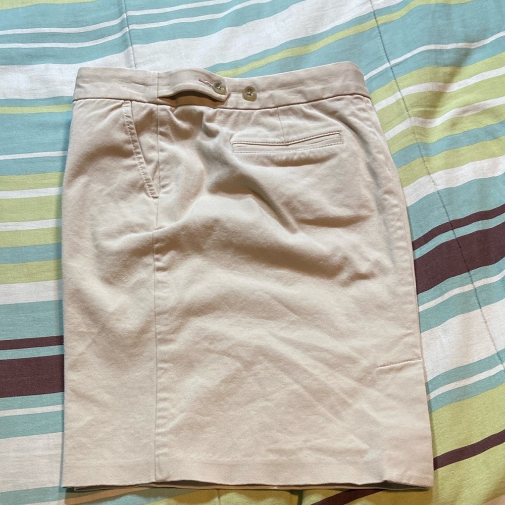 Light Colored Kaki Skirt by GAP Brand. - Picture 9 of 14